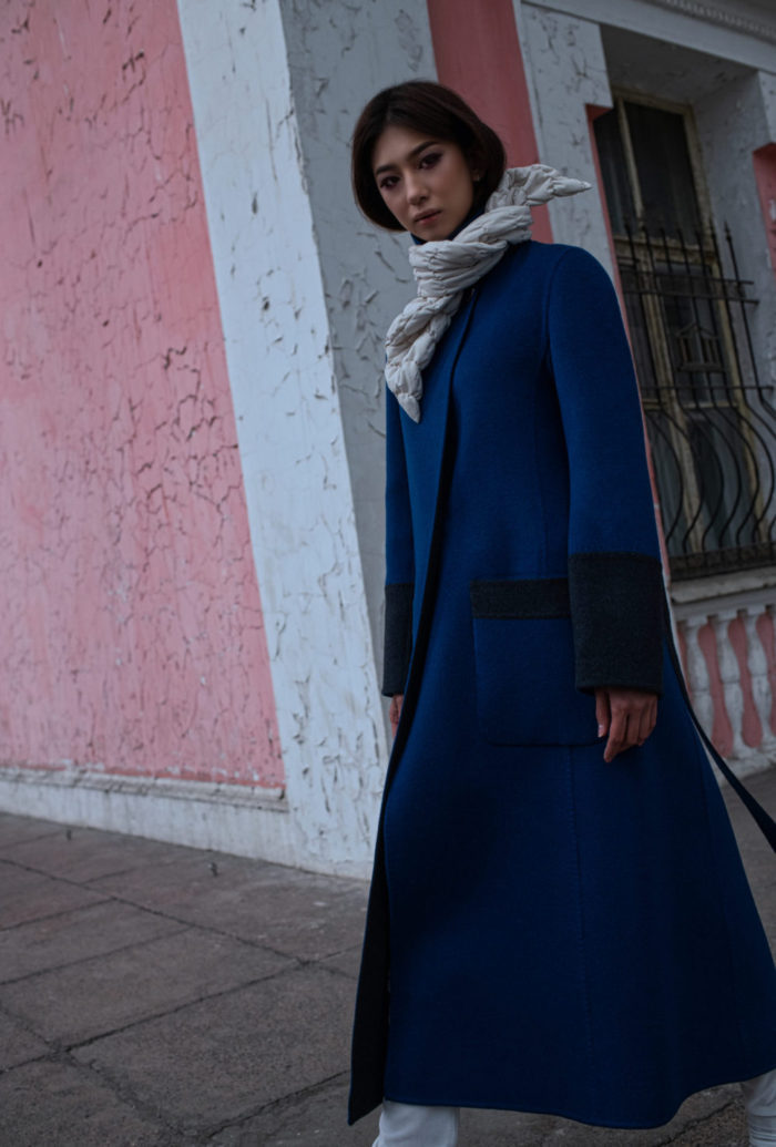 Women's long coat - Mongolia Business