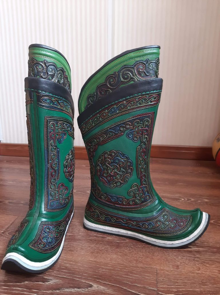 Mongolian traditional boots in Nergui's style - Mongolia Business